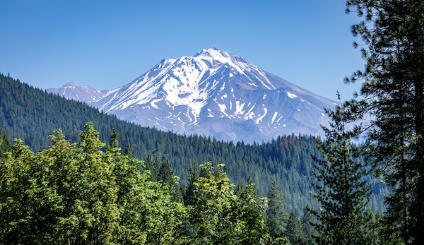 Mt. Shasta by Terrance Emerson - Fotolia.com